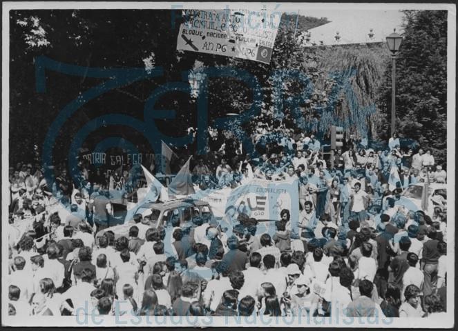 Manifestación do BN-PG o Día da Patria Galega 1978 # 01 Arranque na Alameda